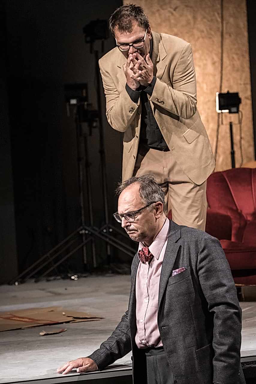 <b>Peter Shaffer: EQUUS</b><br><br>Jan Sklenář, Pavel Kikinčuk

<br><br>foto:  Pavel Nesvadba