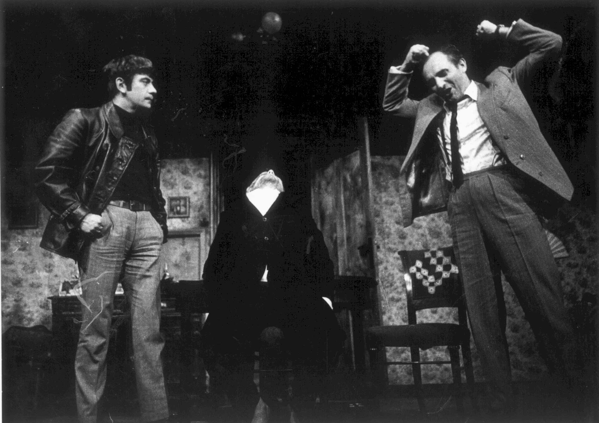 3 Narozeniny. Harold Pinter: Narozeniny
(režie Jaroslav Vostrý, 1967; Petr Čepek, Jiří Hrzán a Josef Somr)
Foto Miloň Novotný
