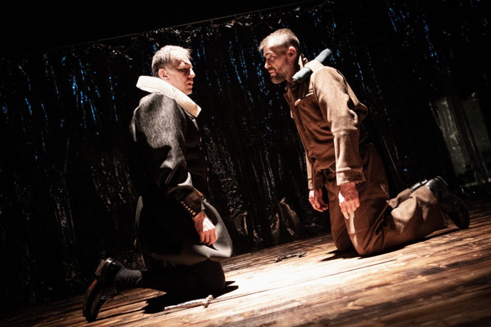 <b>William Shakespeare: MACBETH</b><br><br>Martin Finger, Bořek Slezáček

<br><br>foto:  Pavel Nesvadba